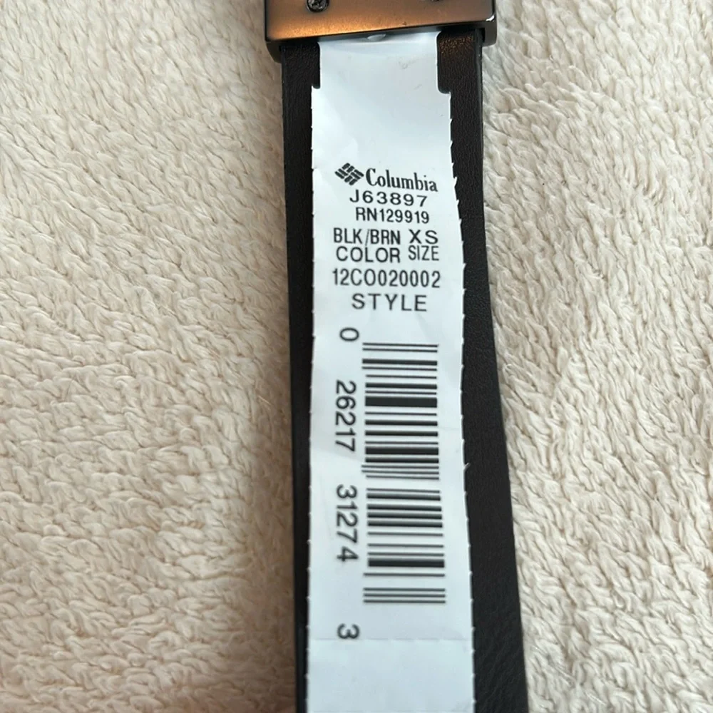 Columbia Boys XS (19-21) Reversible Black/Brown Synthetic Leather Belt. NWT.